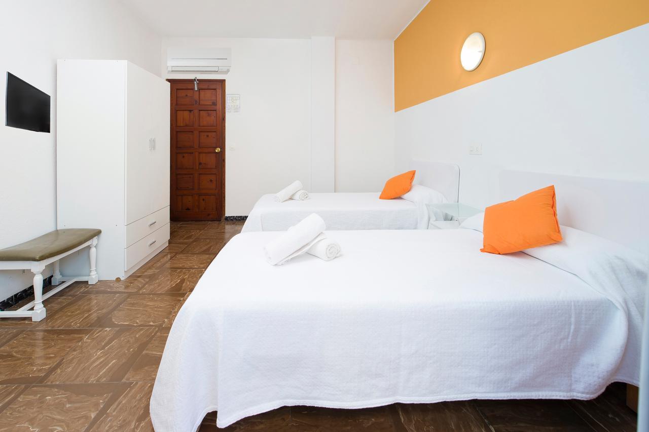 Hostal Alicante San Antonio  Exterior photo